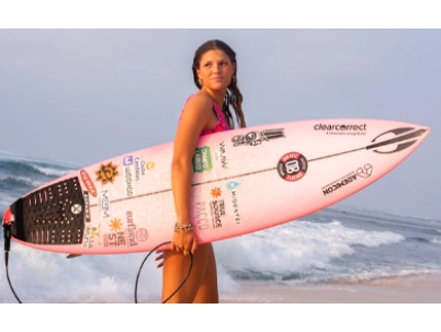 Luara Mandelli é Top 10 do mundo e encerra Pro Junior da WSL nas Filipinas na 9ª colocação