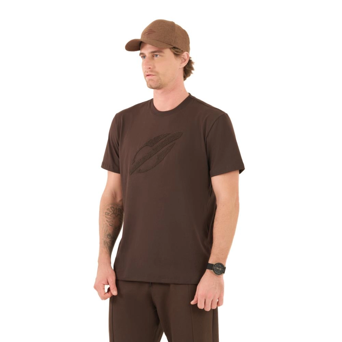 https://ftp3.mormaii.com.br/514056GA_MARROM_1.jpg