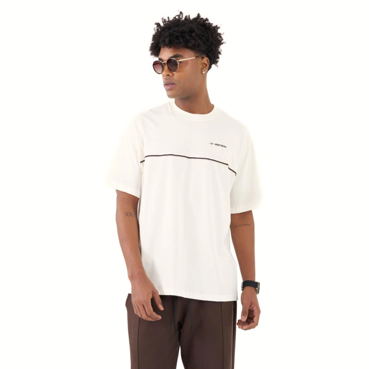 https://ftp3.mormaii.com.br/582765GA_OFF-WHITE_1.jpg
