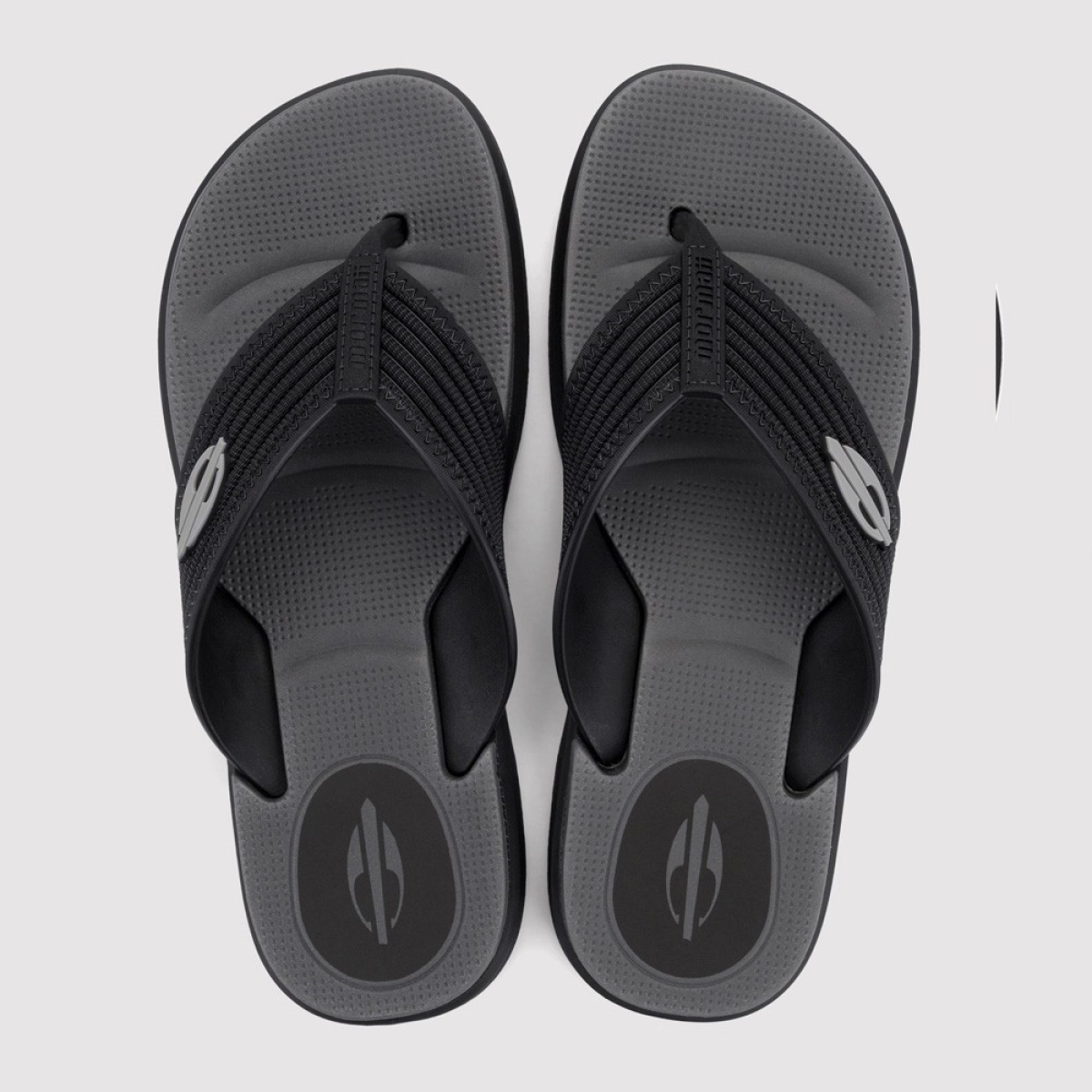 https://ftp3.mormaii.com.br/12574CD844_PRETO-PRETO-CINZA_2.jpg