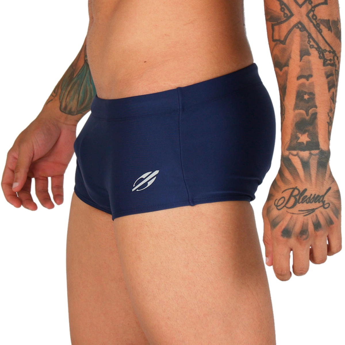 https://ftp3.mormaii.com.br/31312254_AZUL_4.jpg