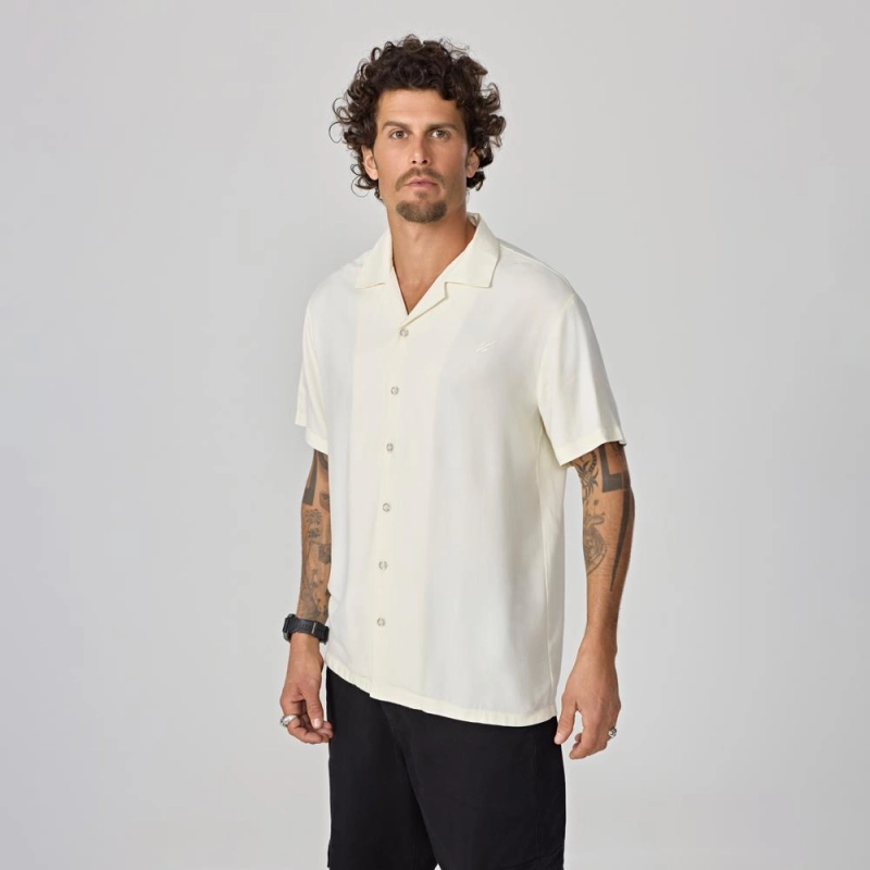 https://ftp3.mormaii.com.br/582398GA_OFF-WHITE_1.jpg