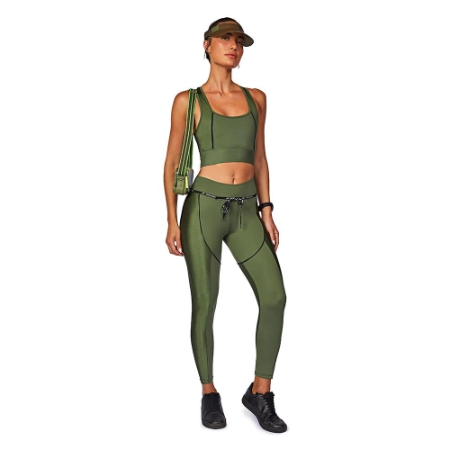 VERDE-MILITAR