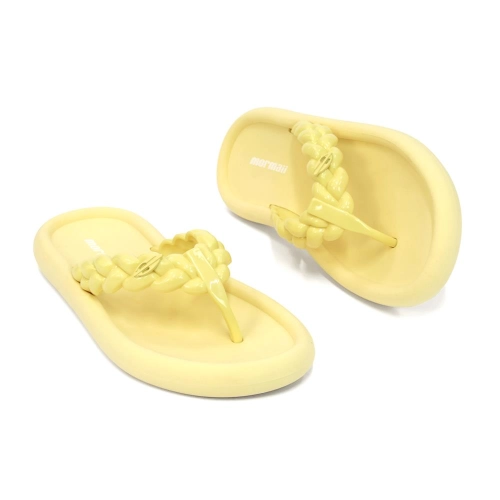 AMARELO